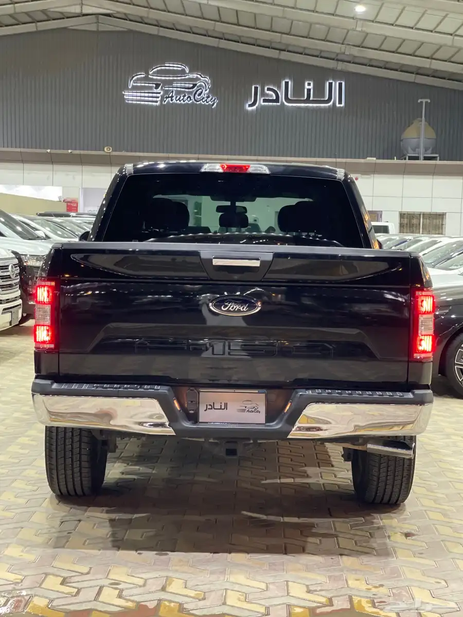 فورد F150 غمارتين اسود 2019 5