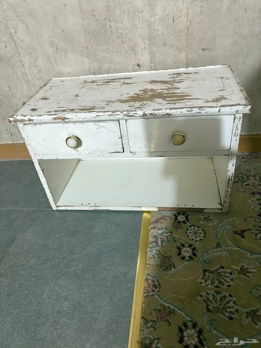 مكينة خياطة ماركة الفراشة قديمة جدا  ودرج خشبي قديييم .. 42