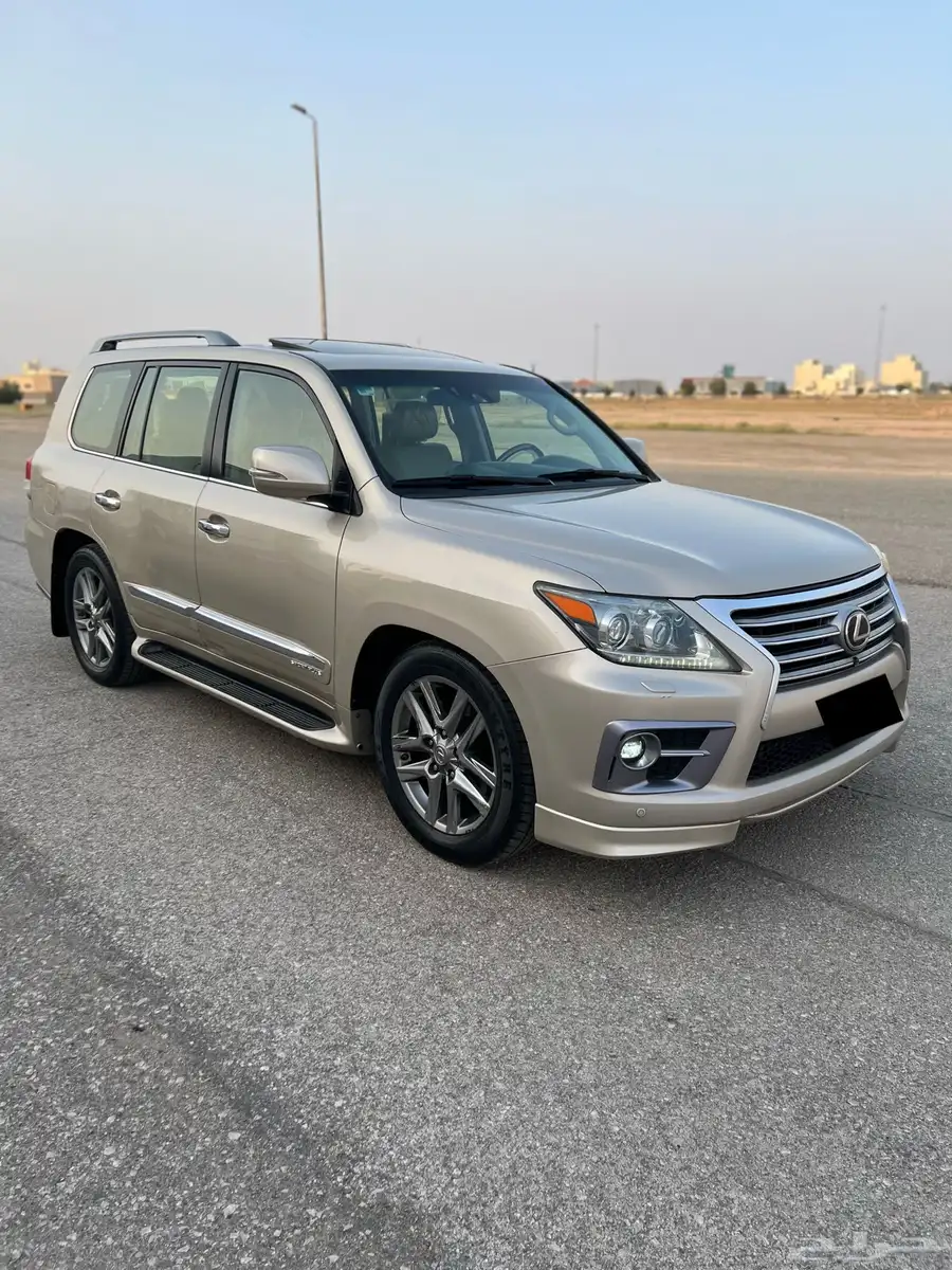 لكزس LX570 2014 بريمي 16