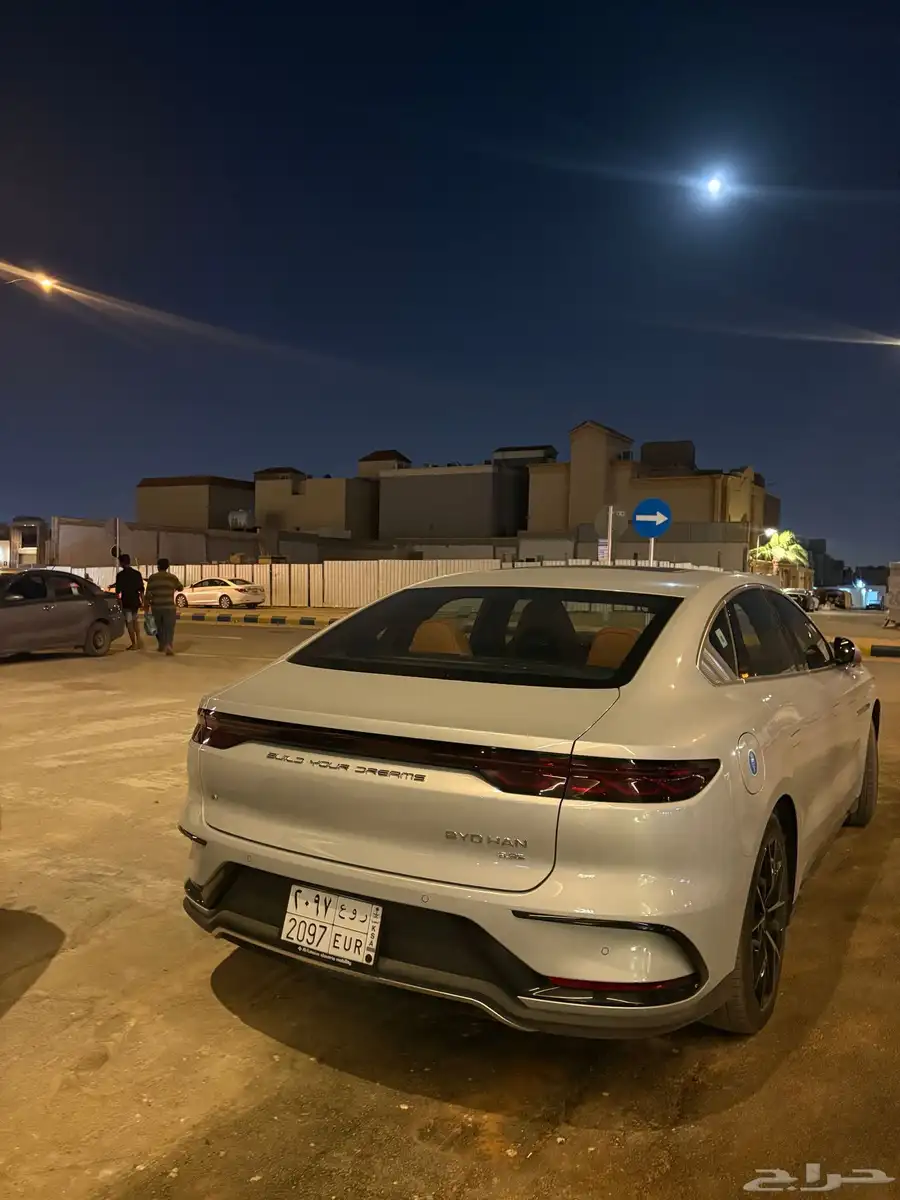 BYD HAN 6