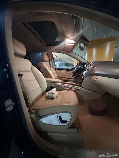 مرسيدس ML350 موديل 2011 دفع رباعي 7