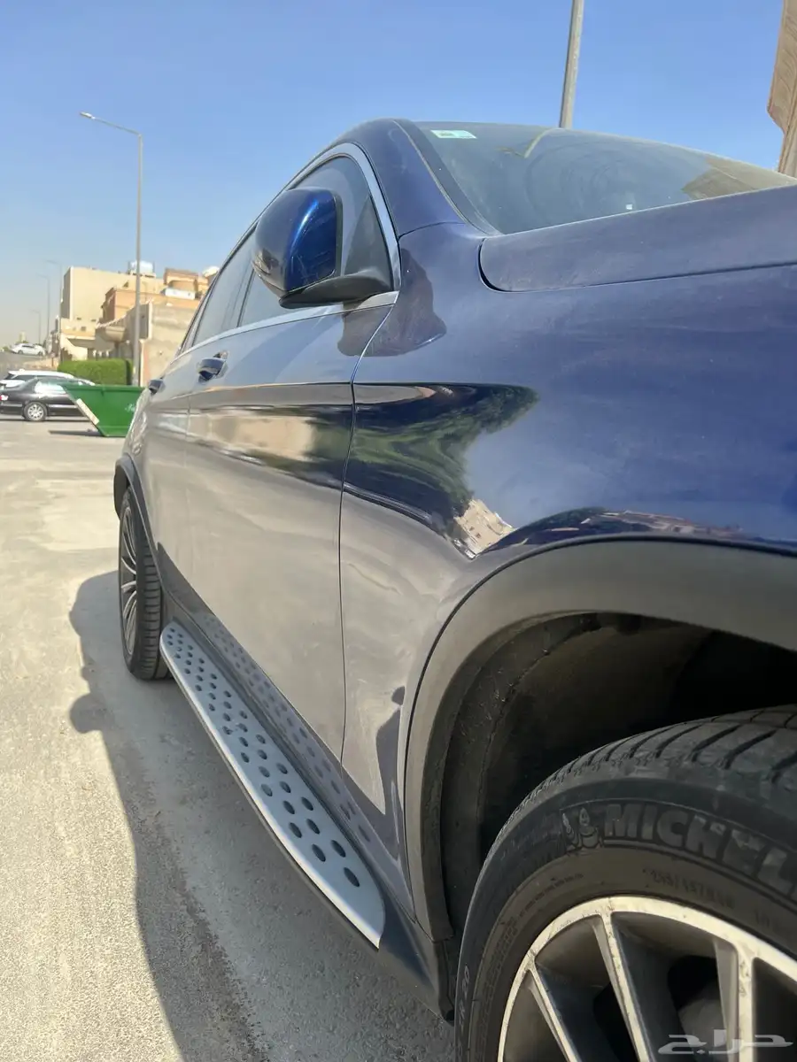 GLC 300   2017مرسيدس 4