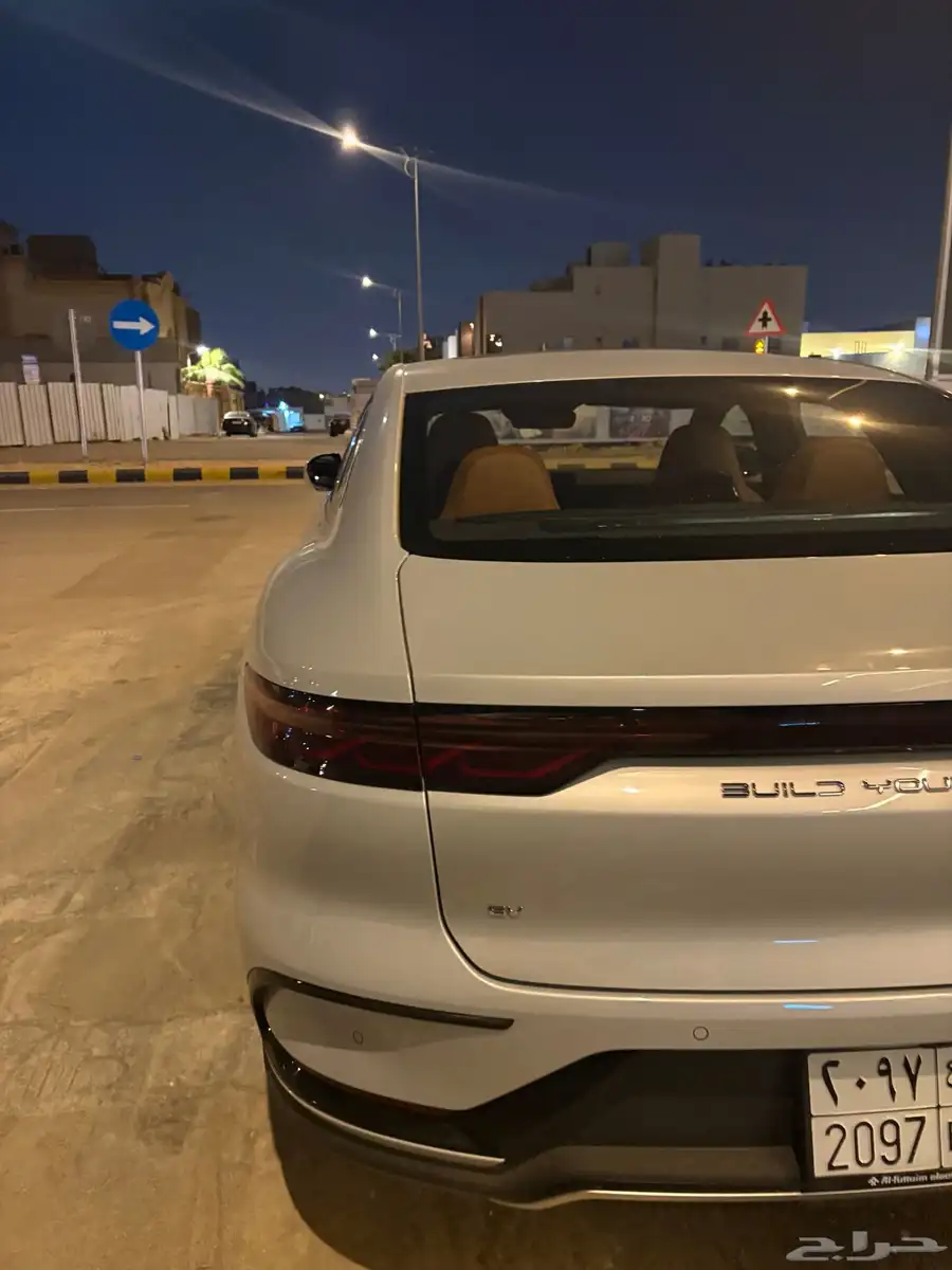 BYD HAN 2