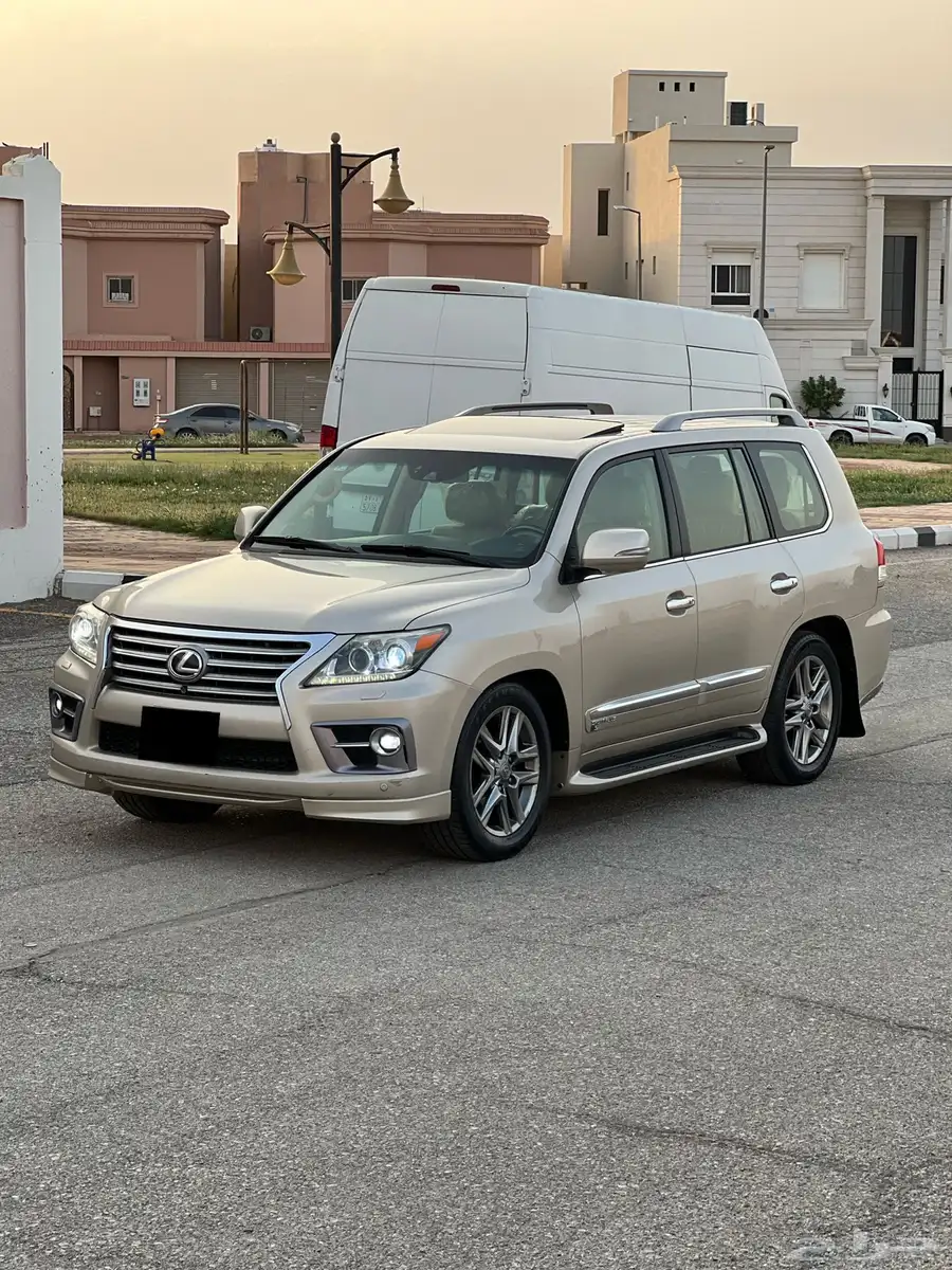 لكزس LX570 2014 بريمي 2