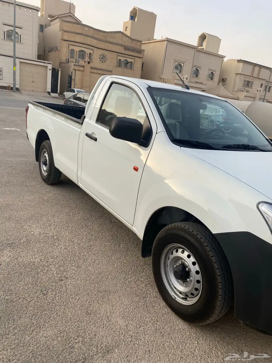 ايسوزو ديماكس 10