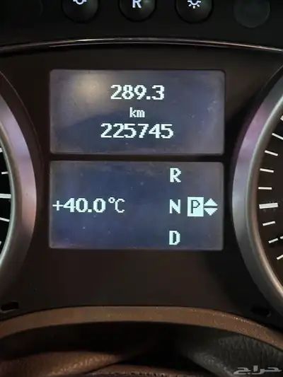 مرسيدس ML350 موديل 2011 دفع رباعي 31
