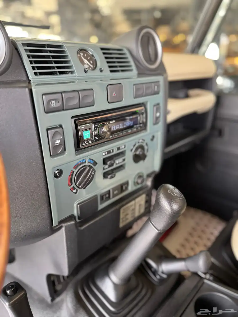 ديفندر 90 2015 - LAND ROVER 90 9