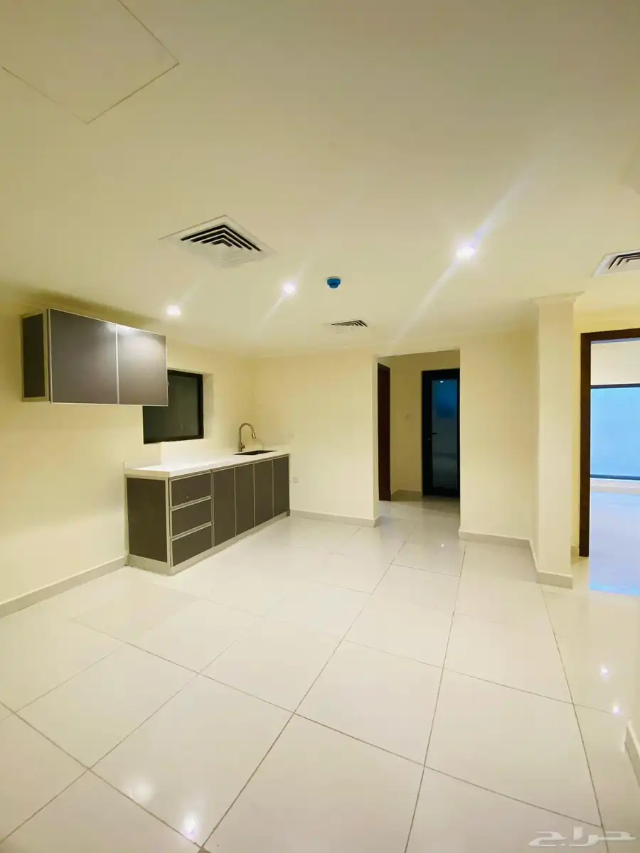 شقة سكنية للايجار بحي الزهور بالدمام 2