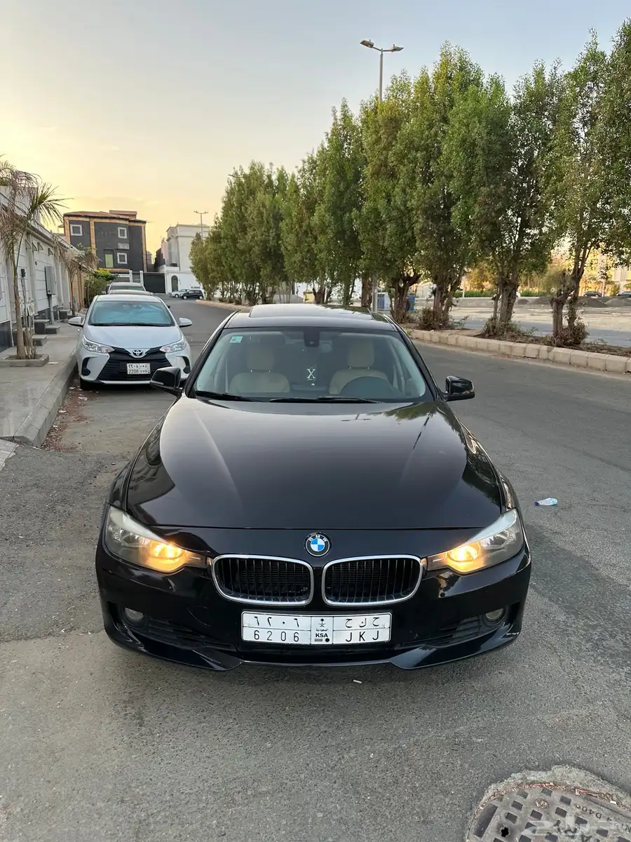 BMW 320i for sale model 2015 4