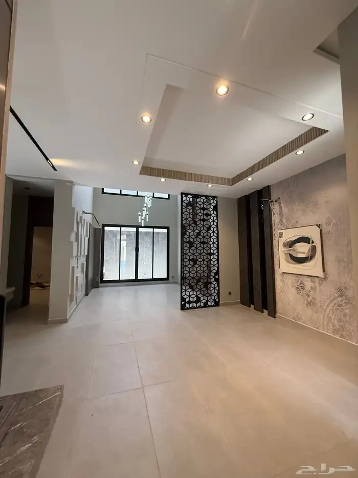 فله -فيلا فاخره جدا تشطيب مودرن ولي العهد 6 قرب التجاري VIP 5