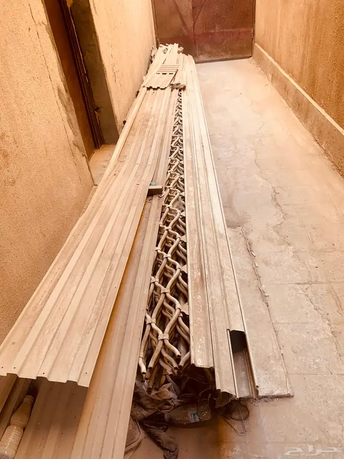 بوابه محل حديد لف اوتوماتيك وباب المنيوم و.. 10