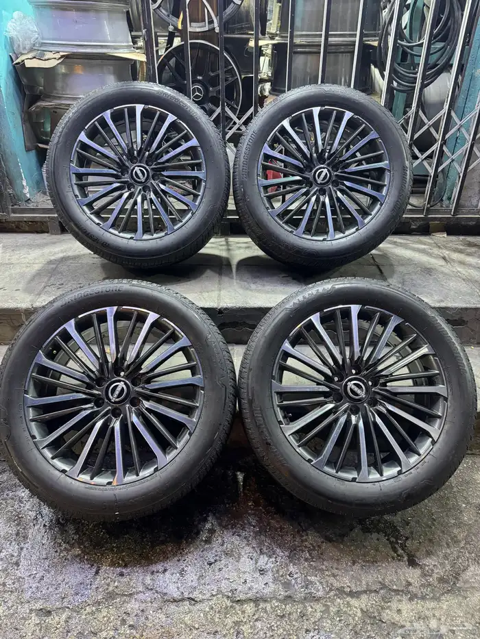 جنوط نيسان بلتينيوم 2025مع كفرات 2