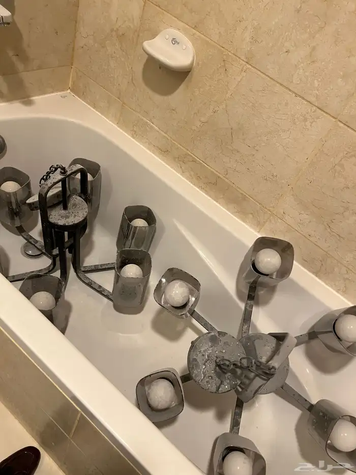 اثاث قابل للتفاوض 2