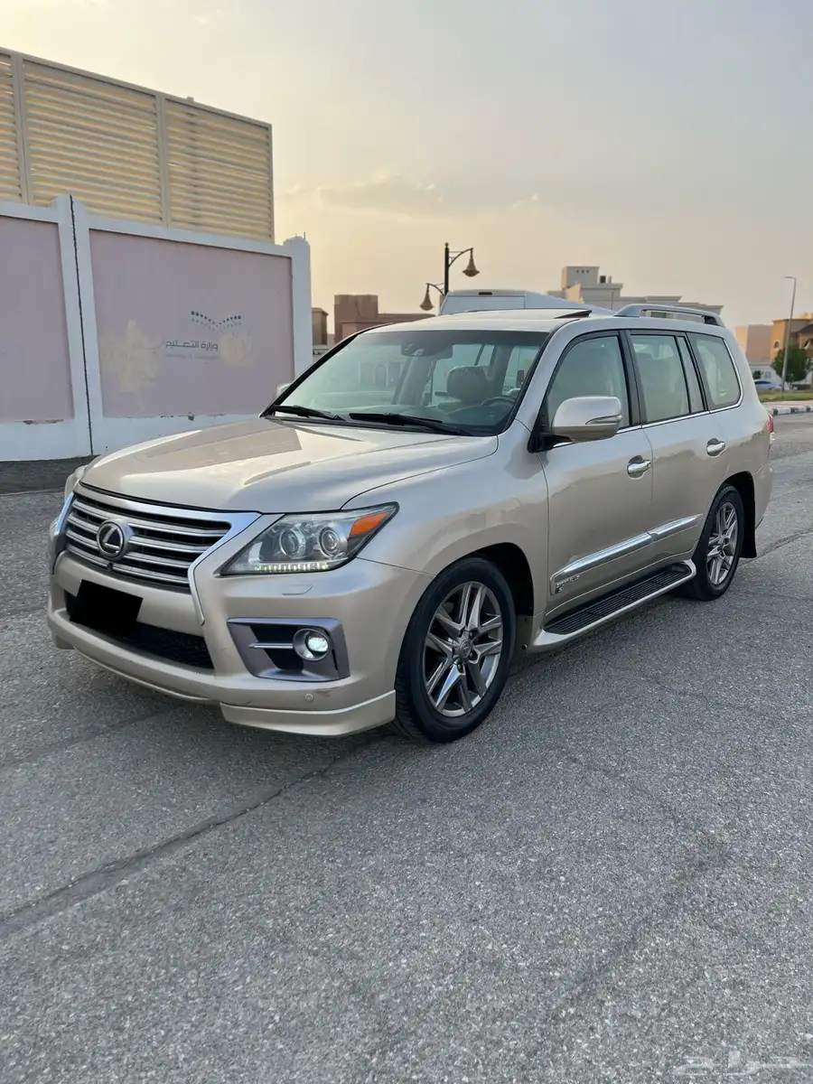 لكزس LX570 2014 بريمي 15