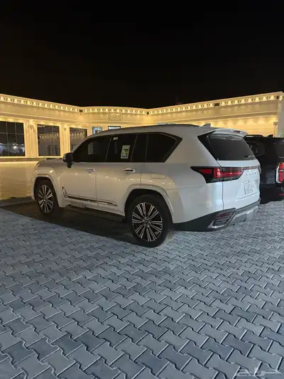 لكزس 2025 BB ابيض سعودي 2