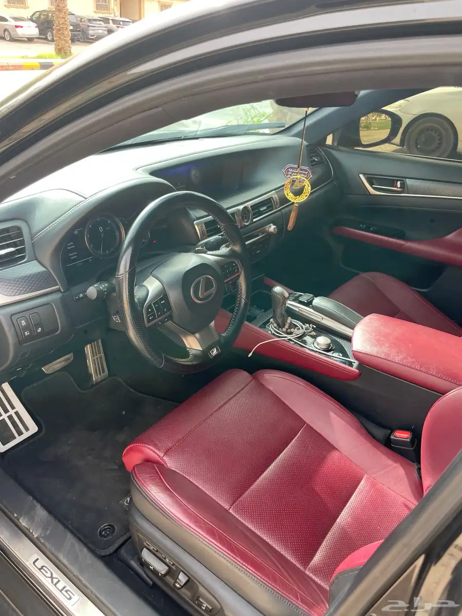 لكزس GS350 fsport 2020 5