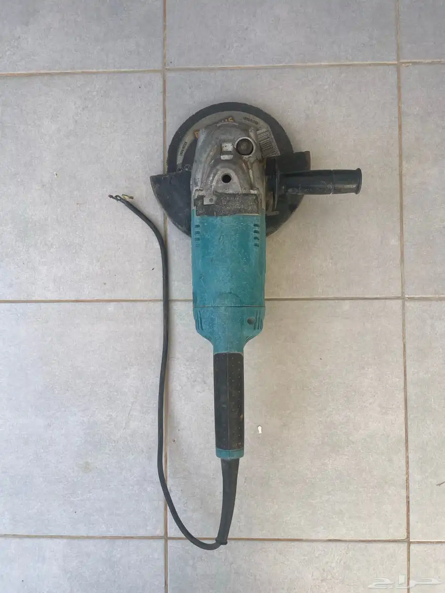 للبيع صاروخ قص ماركة ماكيتا Makita 0
