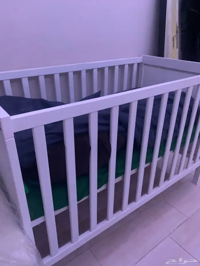 سرير اطفال واسع يكفي لعمر 9 سنوات تقريبا من ايكيا 0