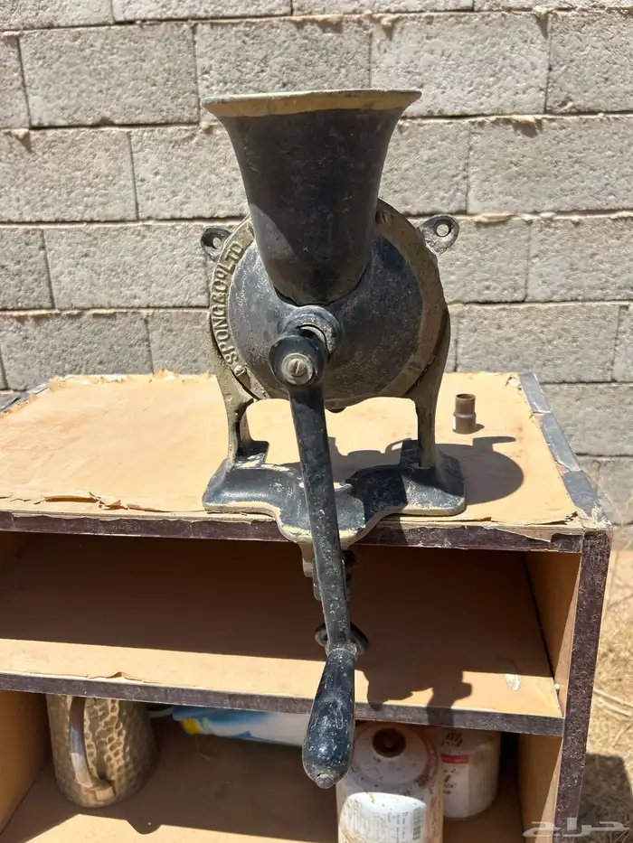 طاحونة انجليزية قديمة 0