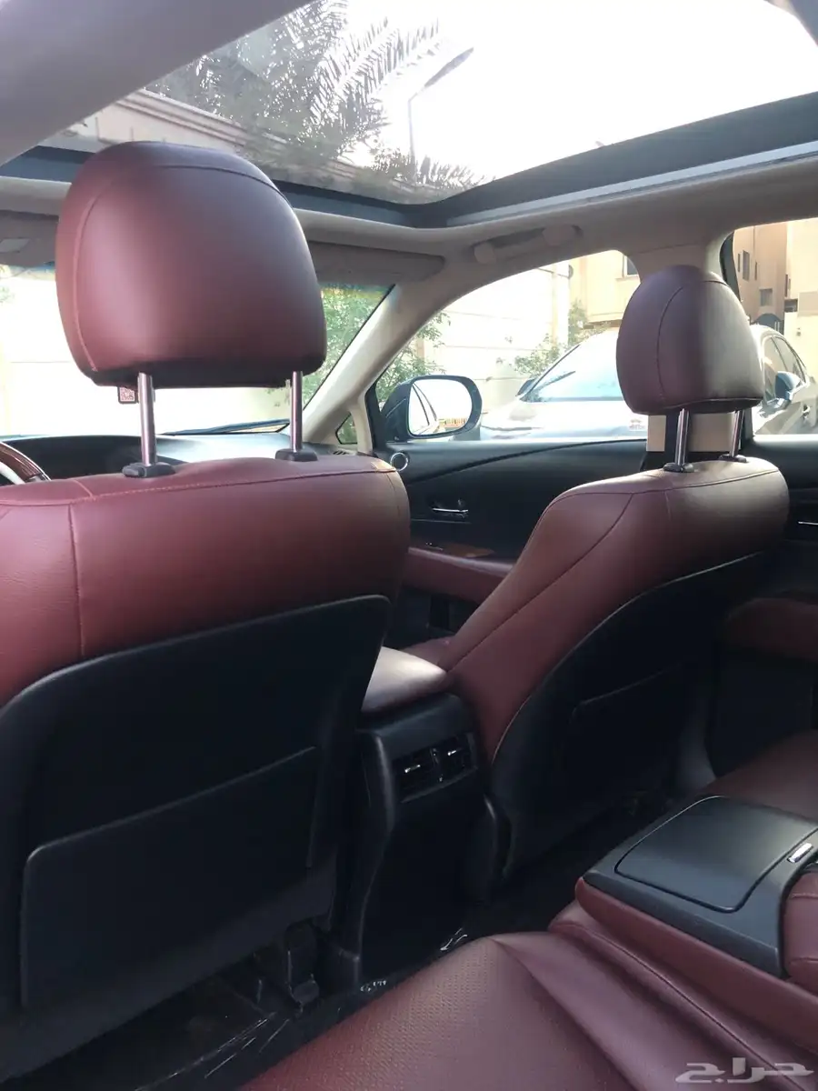 للبيع لكزس RX350 فل كامل موديل 2013(عبداللطيف جميل) نظيفة 9