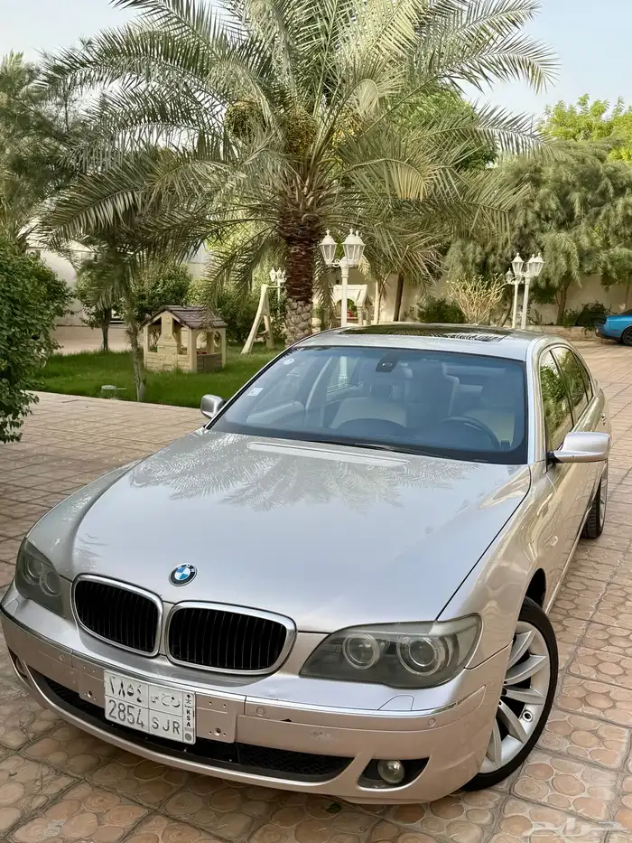 بي ام دبليو 730li موديل 2008 individual من النوادر 3