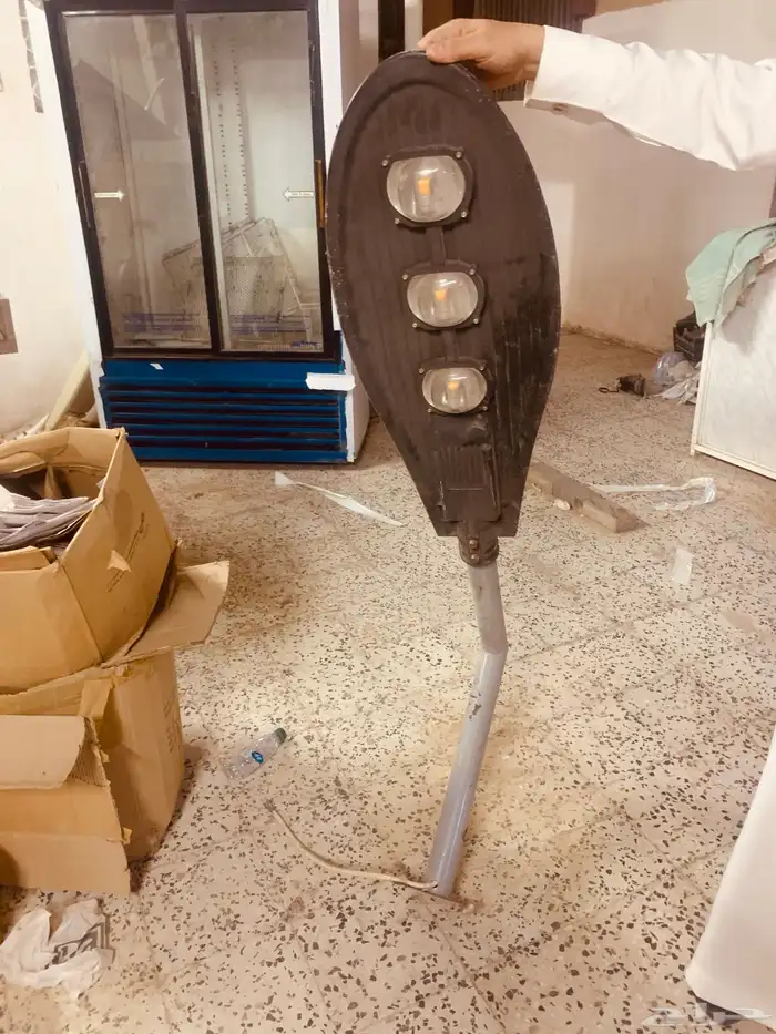 بوابه محل حديد لف اوتوماتيك وباب المنيوم و.. 0