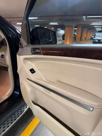 مرسيدس ML350 موديل 2011 دفع رباعي 8