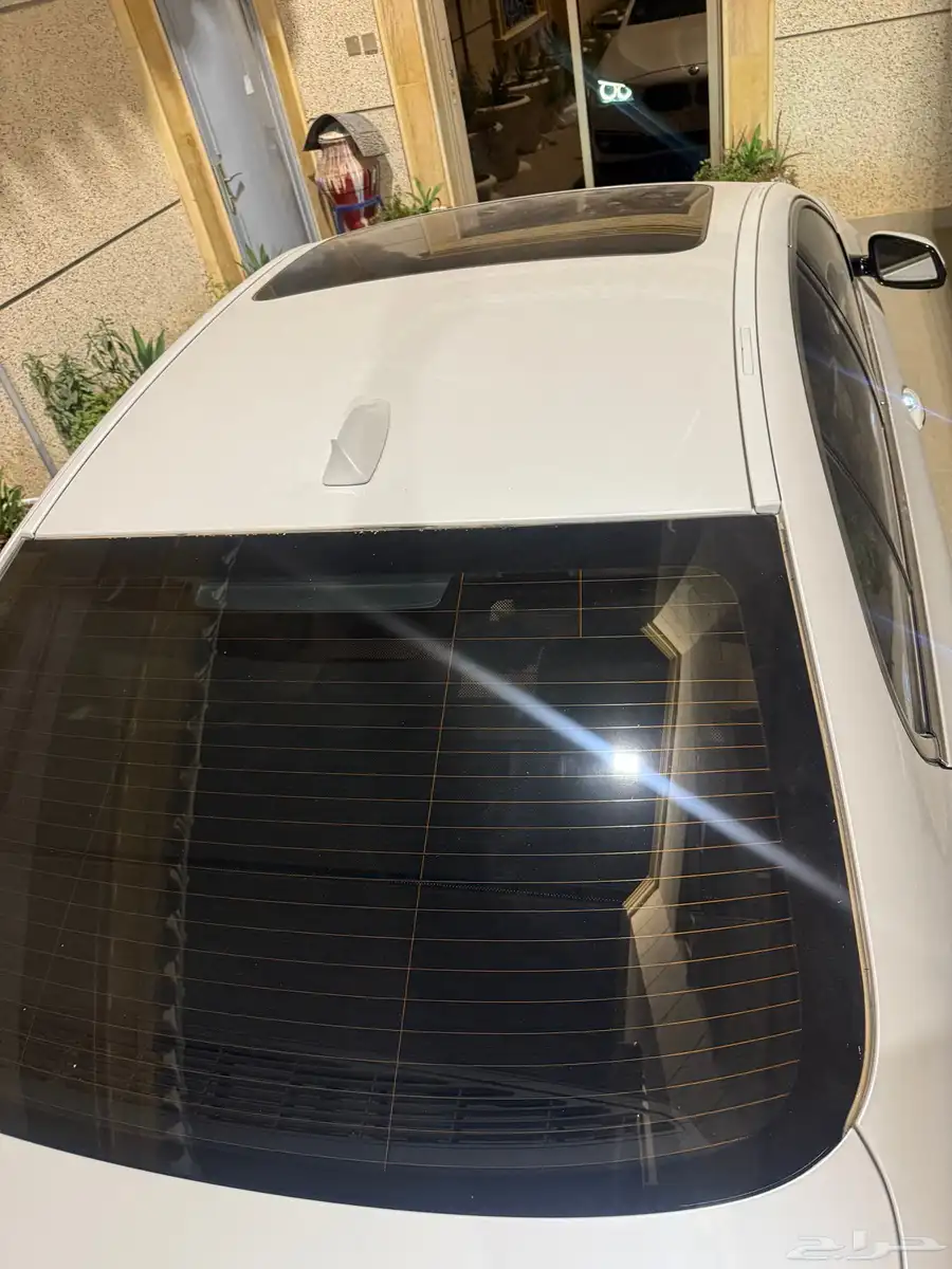بي ام 520 35
