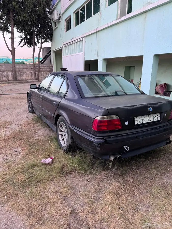 بي إم دبليو 740 i 0