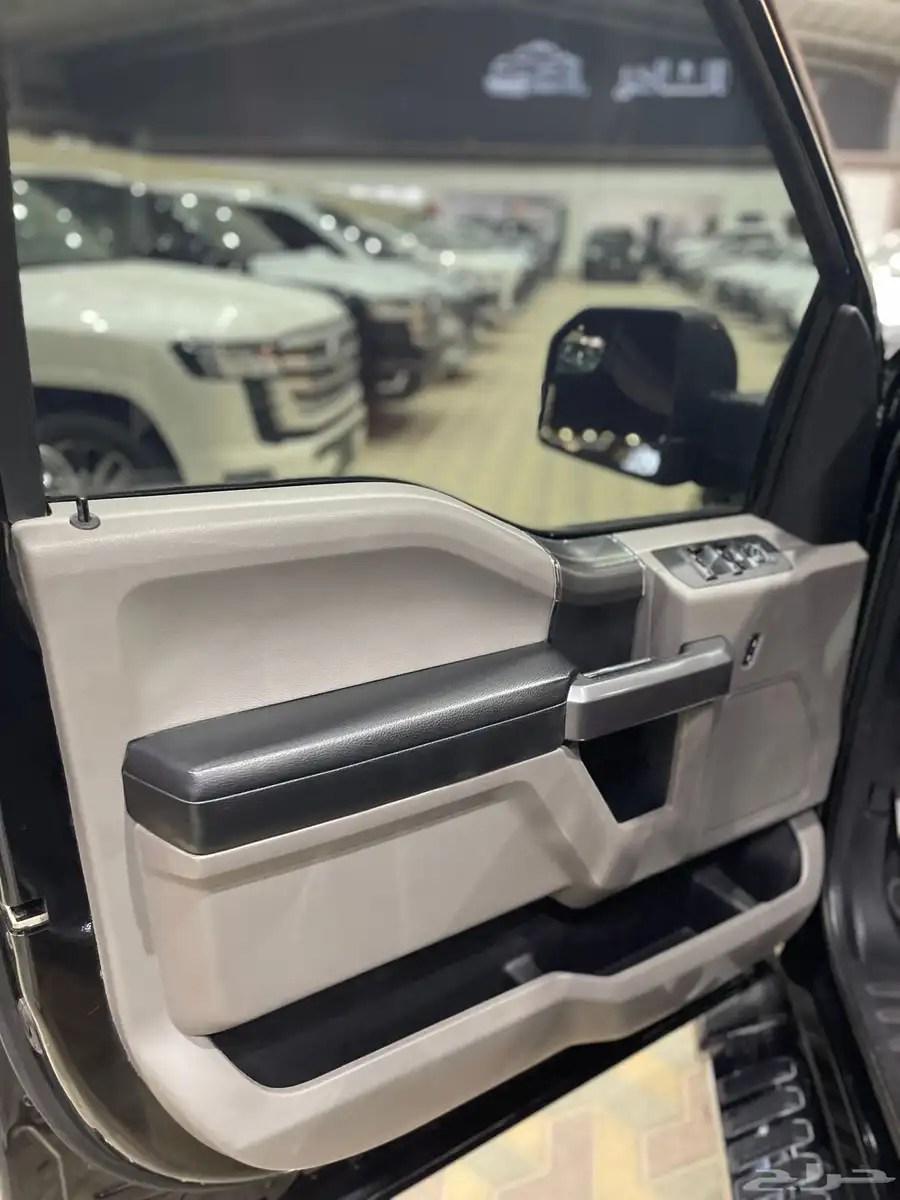 فورد F150 غمارتين اسود 2019 9