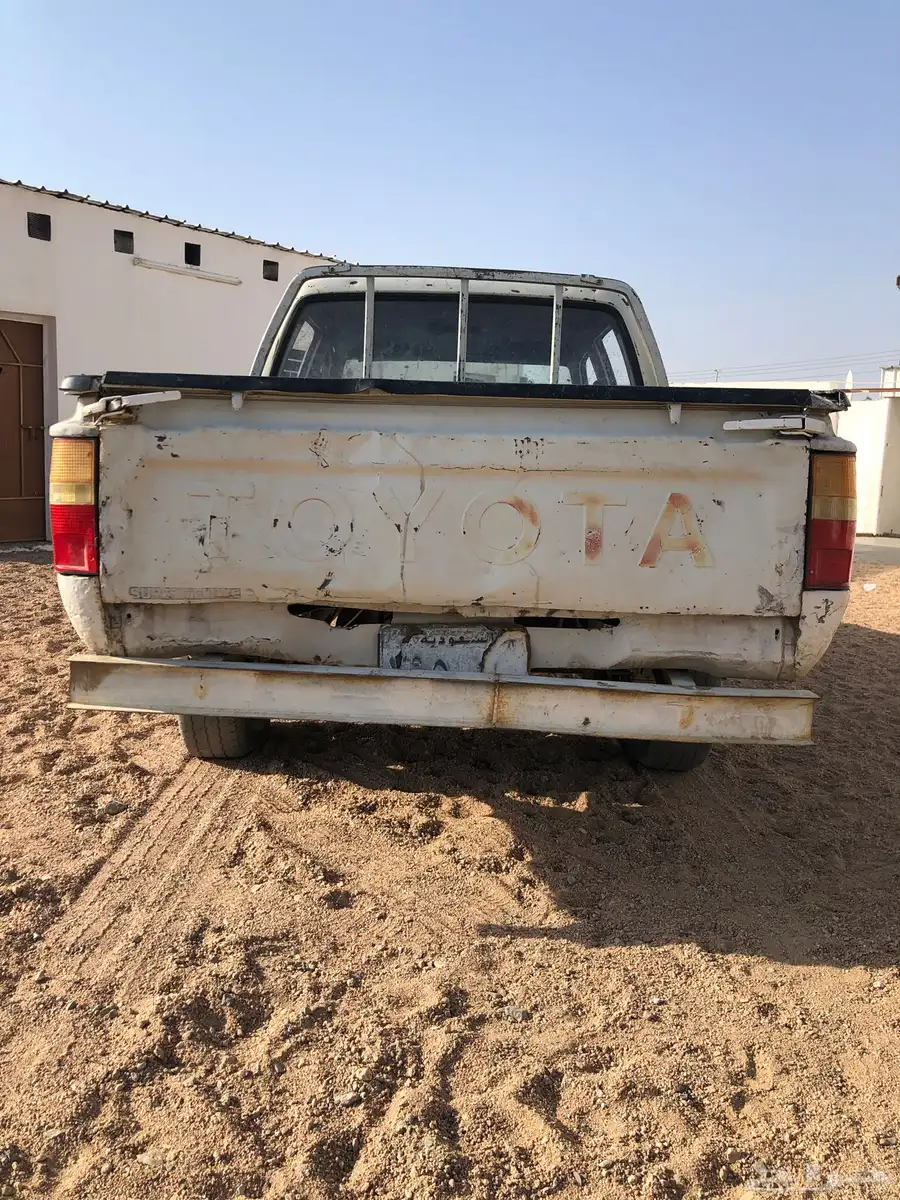 هايلكس 89 3