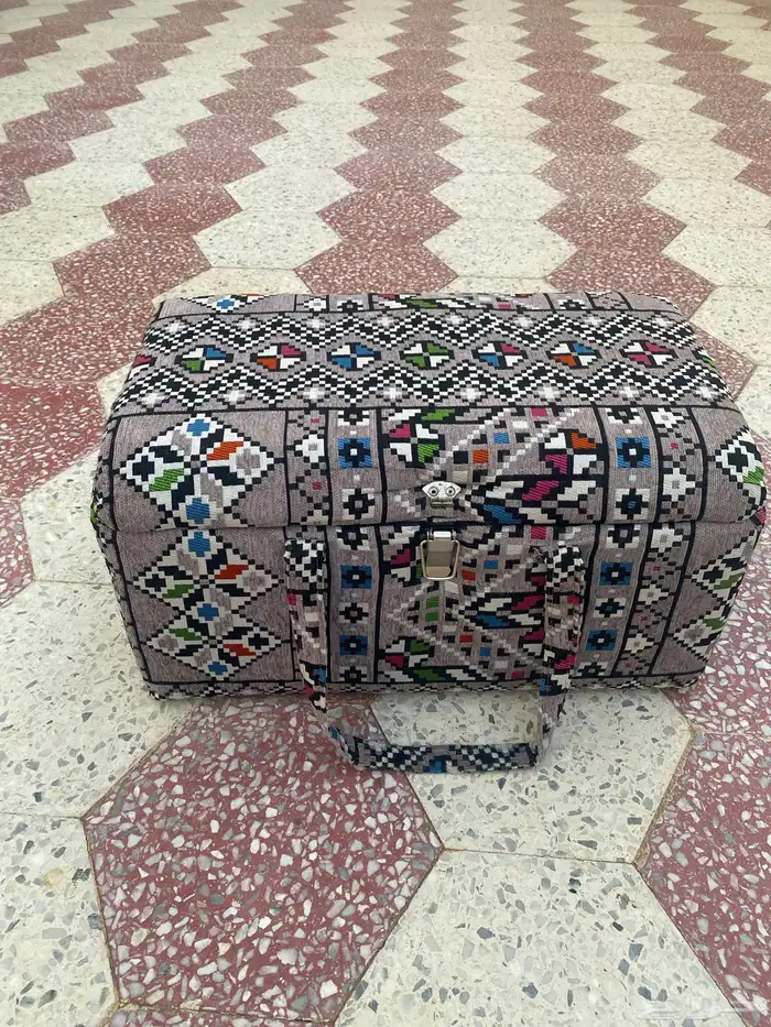 عزبه ومركا 0
