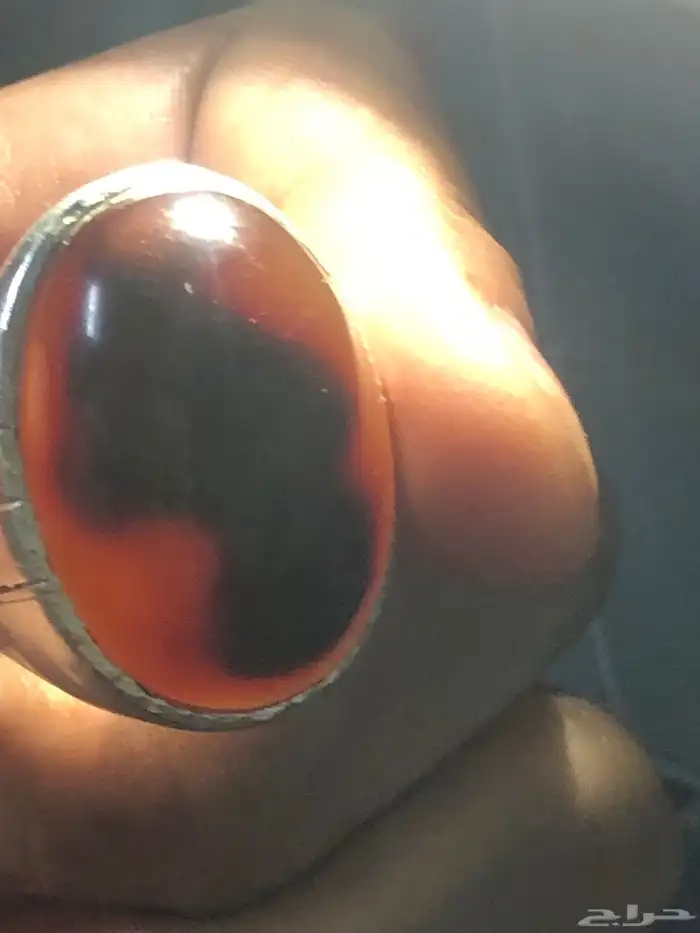 اعرض لكم هذا الخاتم من النوادر مصور  رجل في قائمة السجود 2