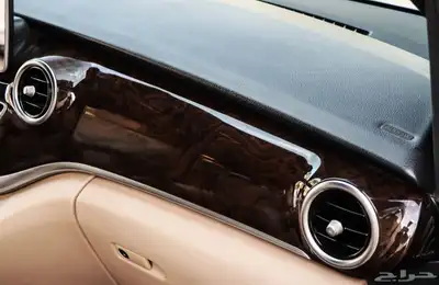 للبيع V class 2019 جفالي 16
