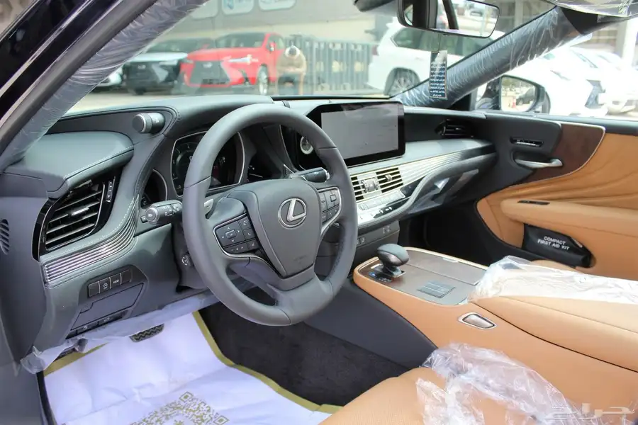 لكزس - LS350 AA - خليجي - 2025 12