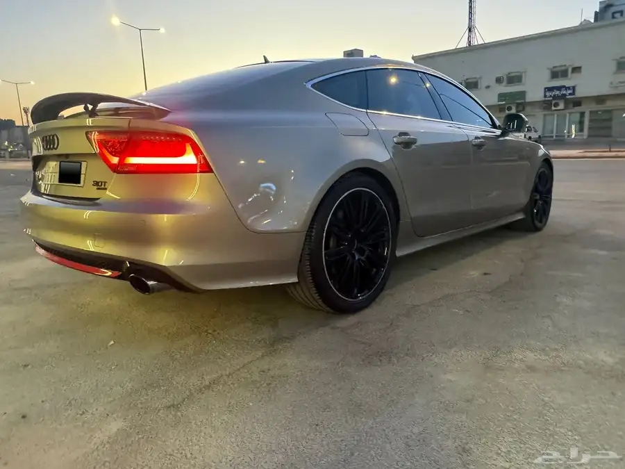 اودي A7 5