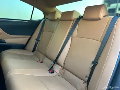 لكزس ES250 2022 17