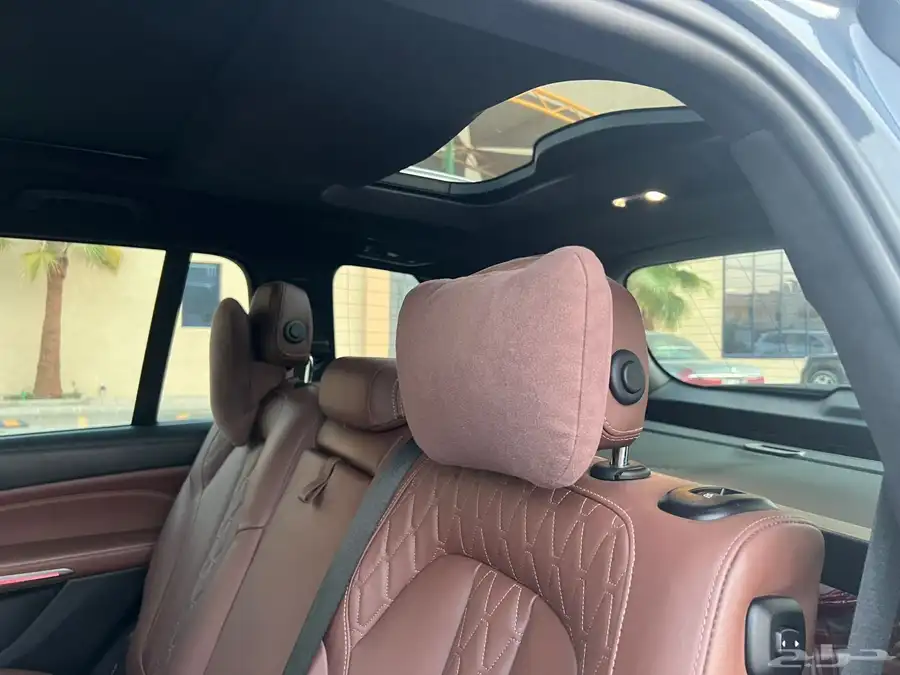 BMW X7 2023 4