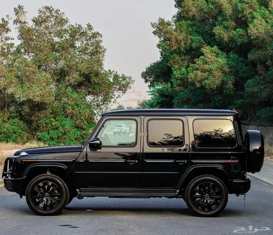 2025 Mercedes-Benz G-Class G 550 BLACKفي الامارات 6