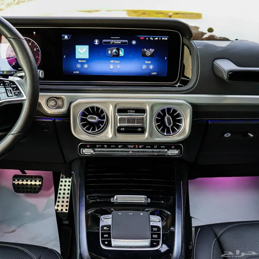 2025 Mercedes-Benz G-Class G 550 BLACKفي الامارات 11