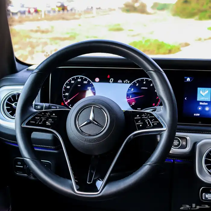 في الامارات   2025 Mercedes-Benz G-Class G 550 BLACK 15