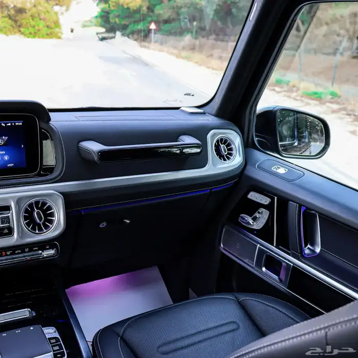 في الامارات   2025 Mercedes-Benz G-Class G 550 BLACK 12
