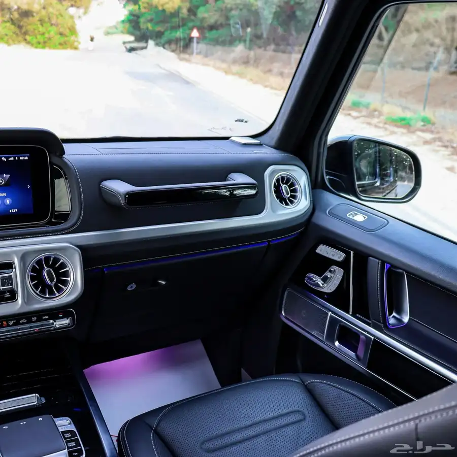 2025 Mercedes-Benz G-Class G 550 BLACKفي الامارات 12