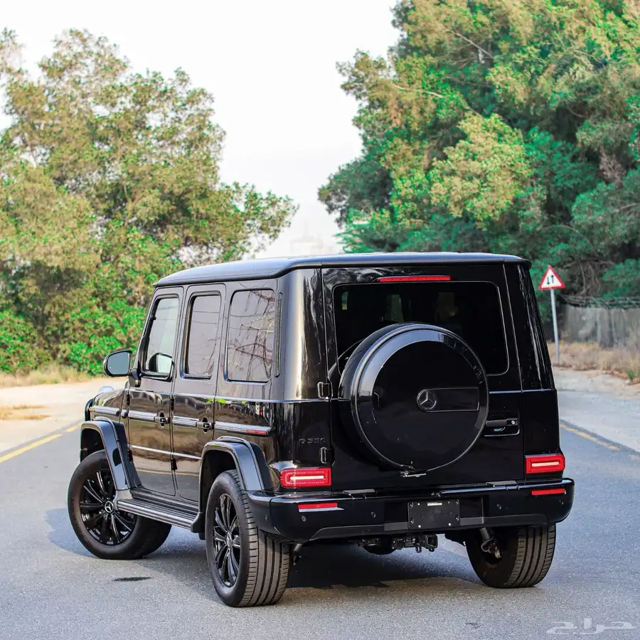 2025 Mercedes-Benz G-Class G 550 BLACKفي الامارات 4