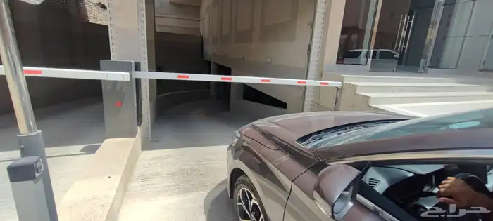 بوابه مواقف سيارات للمواقف الخاصه والشركات 2