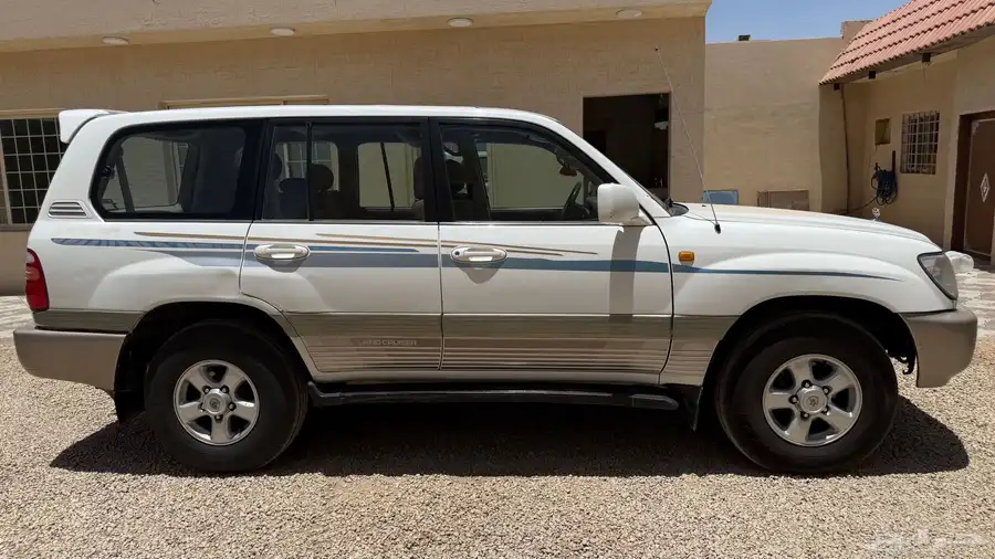 لاندكروزر 2