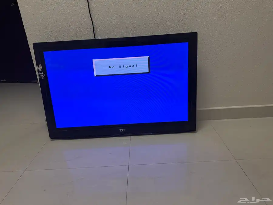 شاشه عاديه 42 بوصة تقربيآ السعر 350طاوله شاشه 150 0