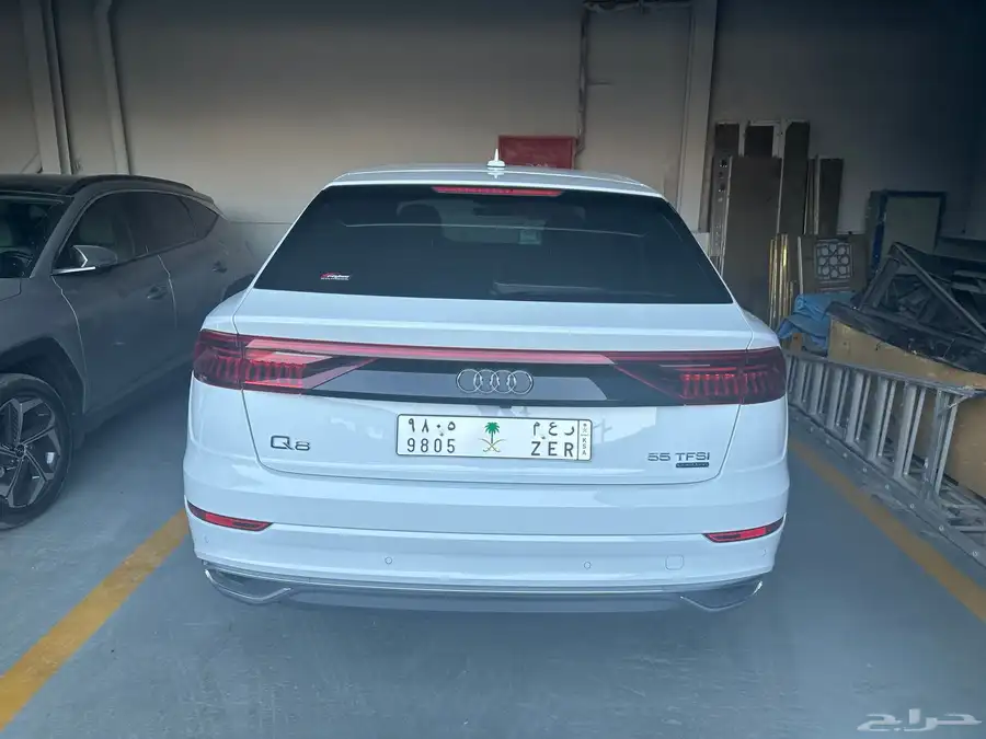 audi q8 2023 1