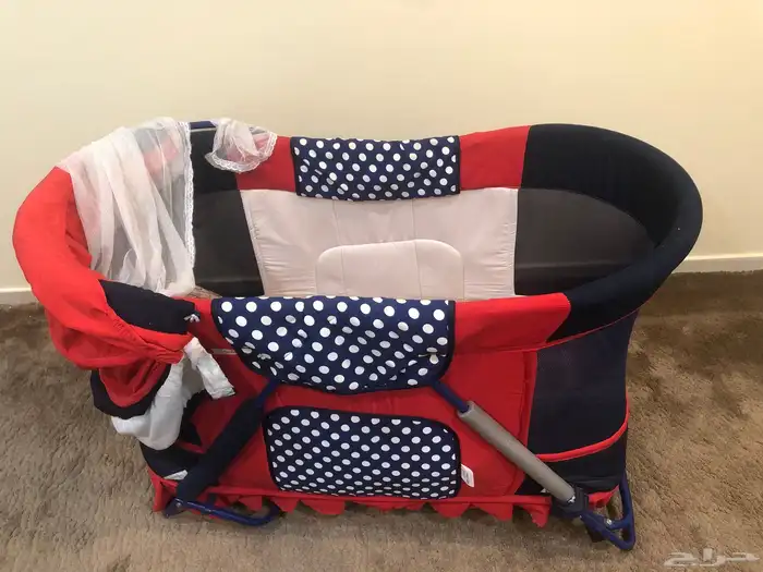 سرير اطفال للي محتاجه دون مقابل 0