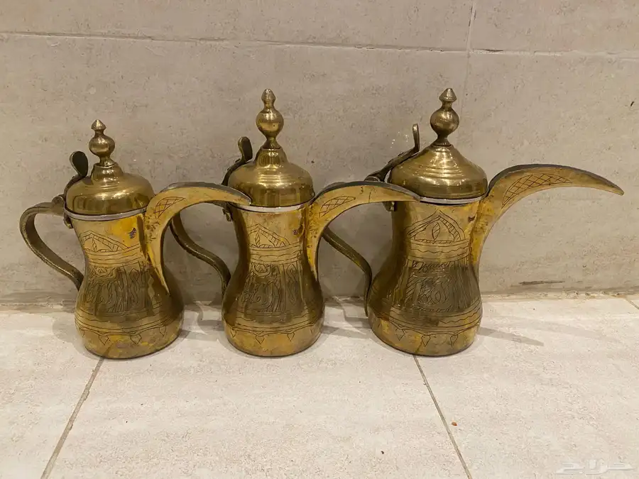 دلال نحاس اصفر غطاء مخفوس 0